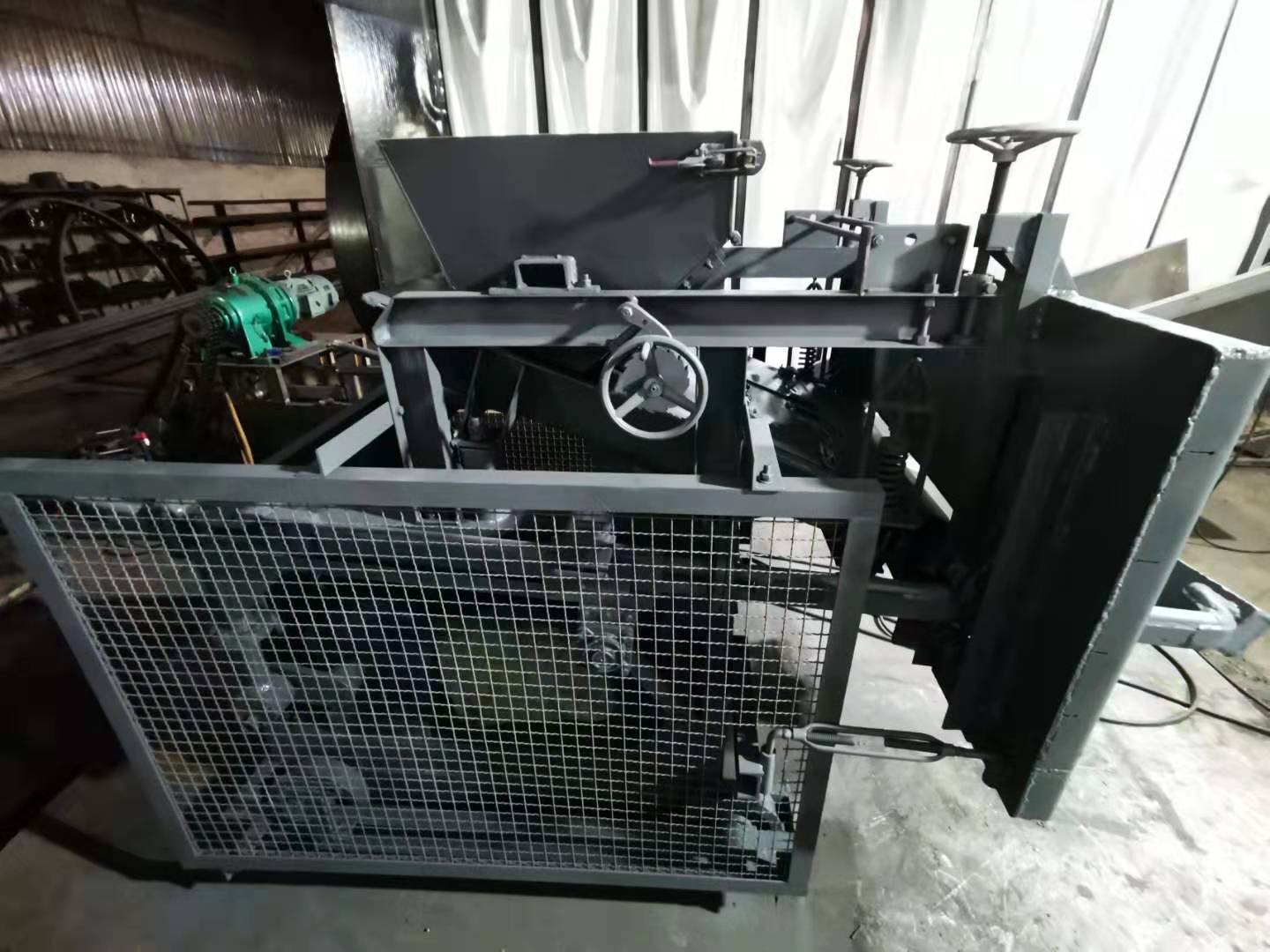 深圳双加料摆动式加料机